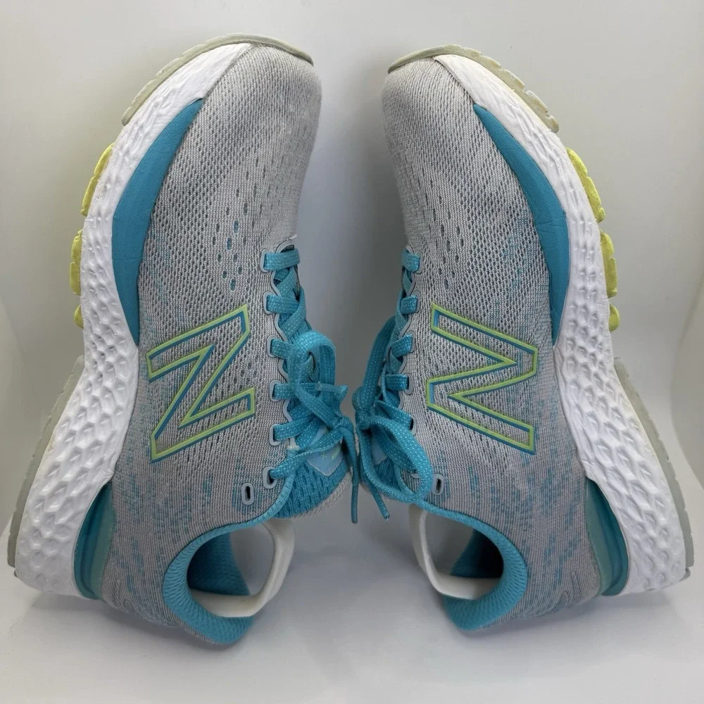 New Balance‎ Fresh Foam 880 V11 Women's Size 8.5 D Gray Blue Green Running Shoes